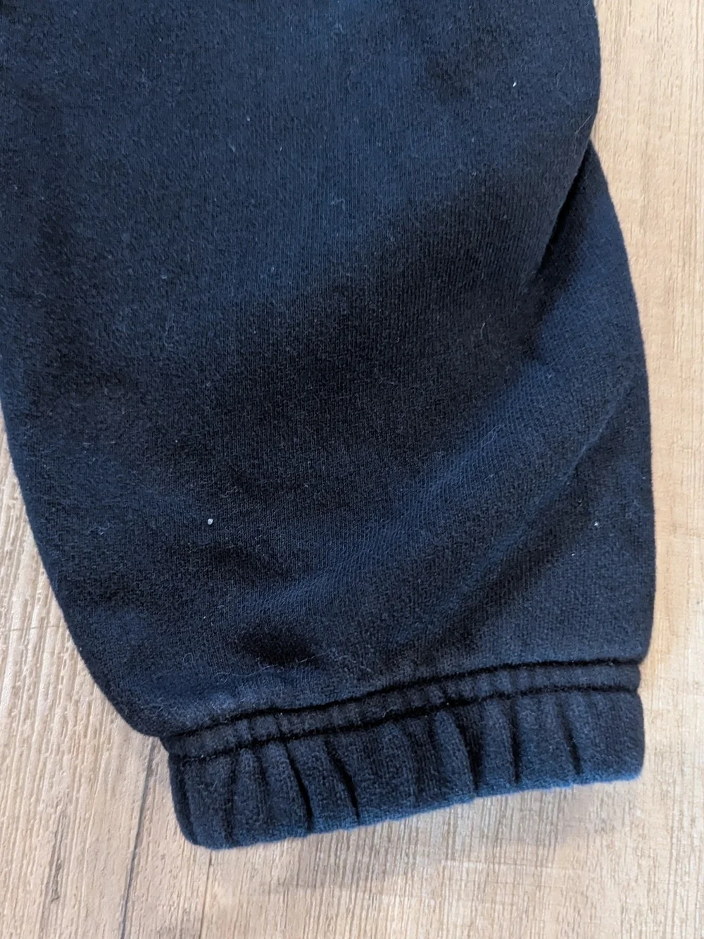 TNA Cozy AF Black Fleece Sweatpants Joggers - Picture 4 of 5